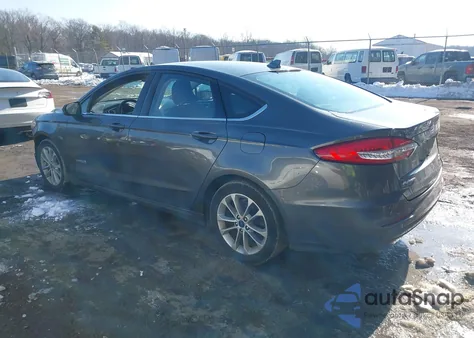 2019 Ford Fusion Hybrid Se z USA, uszkodzony, nr VIN 3FA6P0LU2KR157476